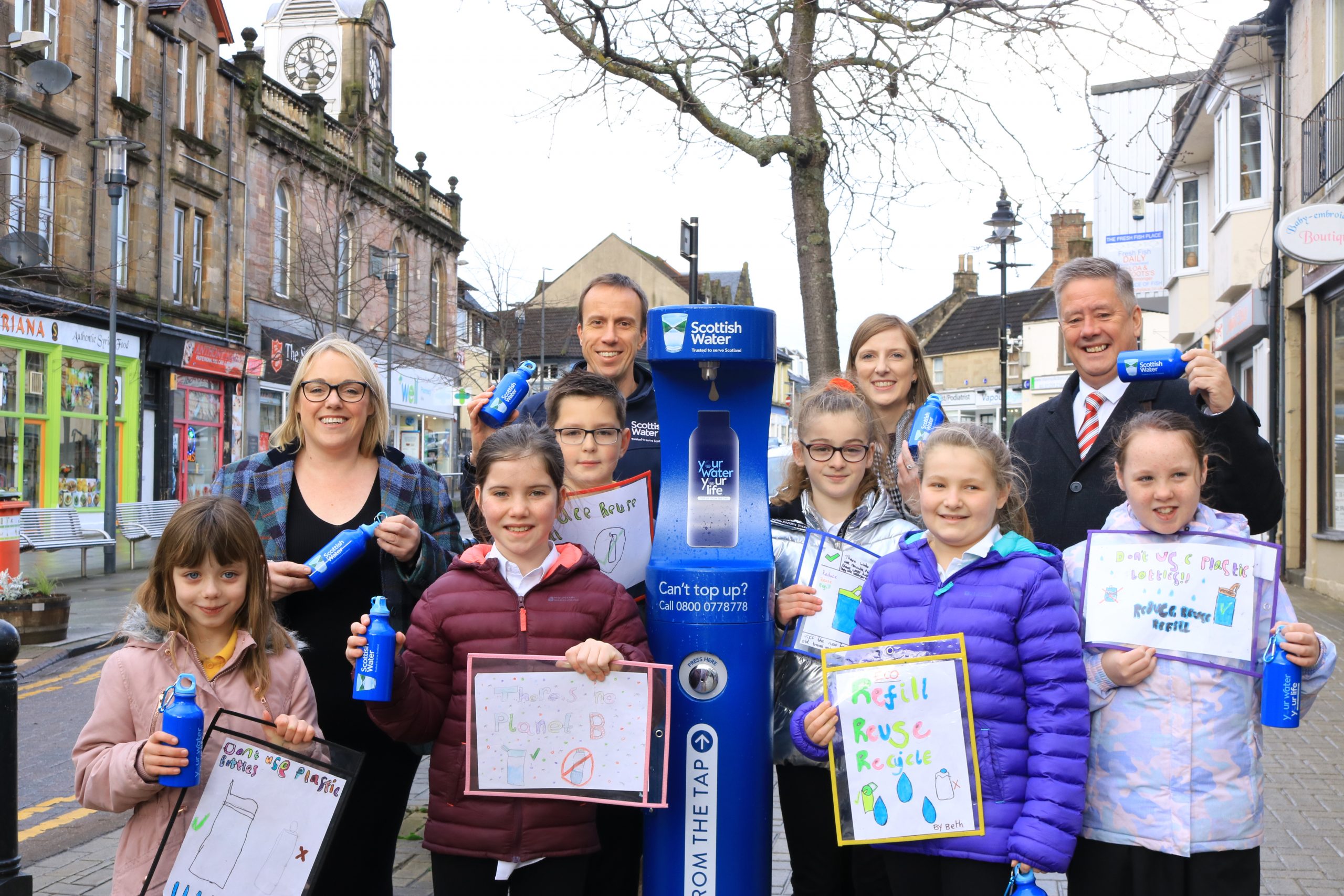 Young Eco Warriors Help Launch New Alloa Top Up Tap